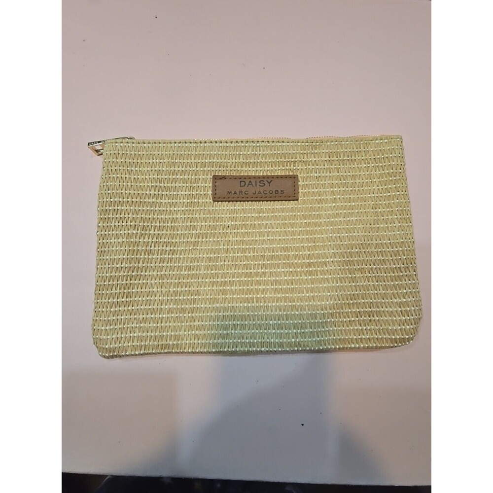 Marc Jacobs Cosmetic Bag / Pouches 102407